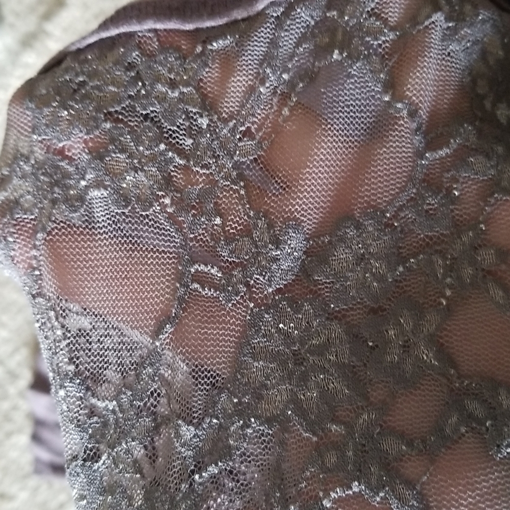 Purple top - Picture 3 of 6